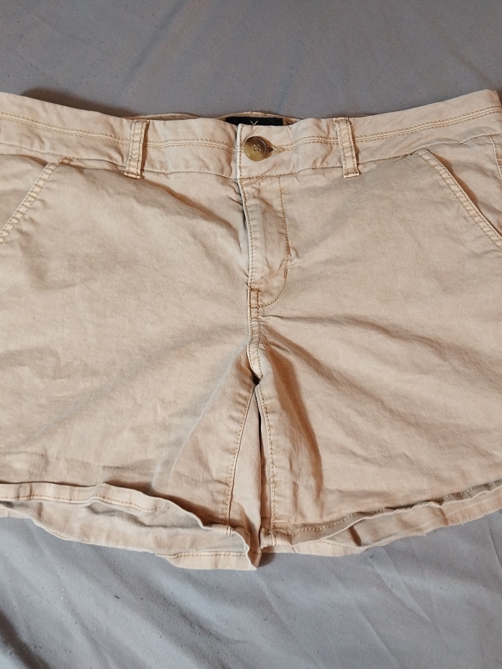 American Eagle Outfitters MIDI Khaki Shorts #362